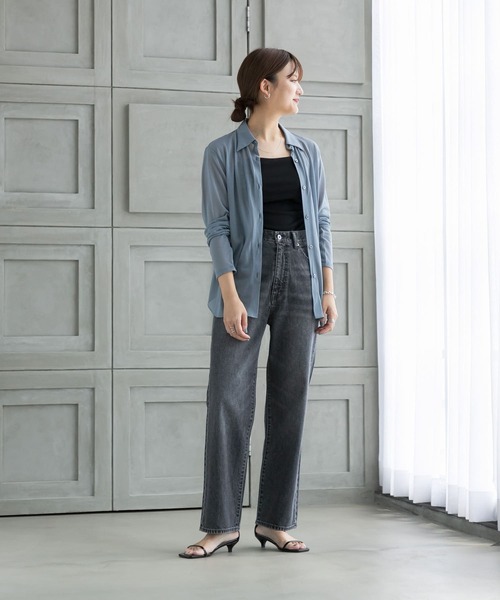 URBAN RESEARCH(アーバンリサーチ)の「シアーカットソーシャツ(シャツ/ブラウス・レディース・ブラック/ブルー系その他/ライトベージュ・FREE)」の13枚目の写真