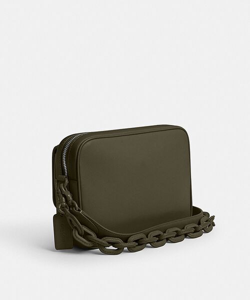 COACH（コーチ）の「チャーター フラップ クロスボディ 24（ショルダー