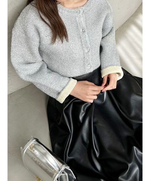 MERCURYDUO(マーキュリーデュオ)の「フェイクレザーフレアスカート(スカート・レディース・ブラック/ベージュ・SMALL/MEDIUM)」の11枚目の写真