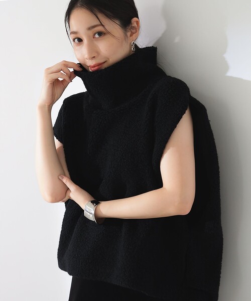 COG THE BIGSMOKE / KRYSTAL ハイネック ジレ COGTHEBIGSMOKE（コグザビッグスモーク）の「COG THE BIGSMOKE
