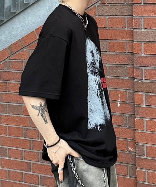 Chikashitsu +(チカシツプラス)の「【Chikashitsu +】paint graphic t-shirt / 【チカシツプラス】ペイントグラフィック半袖Tシャツ(Tシャツ/カットソー・メンズ・ブラック/ホワイト・ONE SIZE)」の17枚目の写真