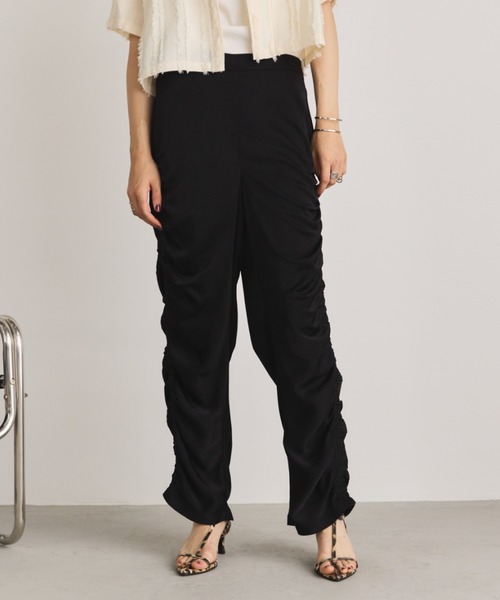 Aunt Marie's（アントマリーズ）の「サイドシャーリングサテンパンツ（その他パンツ・レディース・ネイビー/ゴールド/ブラック・FREE）」の10枚目の写真