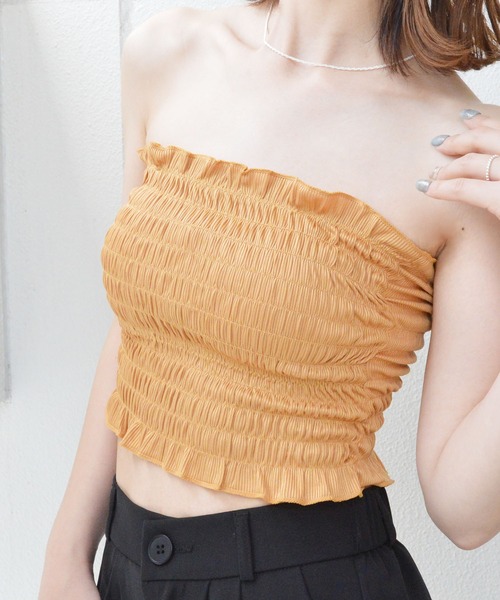 styiro(スタイロ)の「シャーリングキャミソール チューブトップ ストラップ取り外し可 ショートミニ/クロップド丈(チューブトップ・レディース・グレー/ホワイト/ブラック/フューシャピンク/キャメル/レッド/カーキ・FREE)」の5枚目の写真