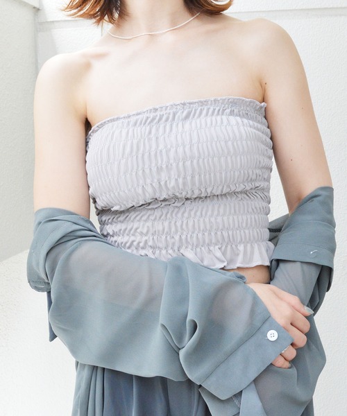 styiro(スタイロ)の「シャーリングキャミソール チューブトップ ストラップ取り外し可 ショートミニ/クロップド丈(チューブトップ・レディース・グレー/ホワイト/ブラック/フューシャピンク/キャメル/レッド/カーキ・FREE)」の14枚目の写真