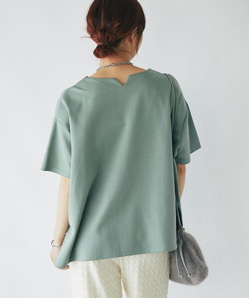 un dix cors（アンディコール）の「《着回し・体型カバー◎》半袖ポンチョカットソー（Tシャツ/カットソー・レディース・オフホワイト/ブラック/グリーン/レッド・FREE）」の6枚目の写真