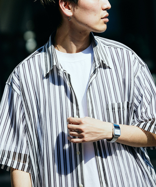 JOURNAL STANDARD relume(ジャーナルスタンダード レリューム)の「カラーストライプレースシャツ(シャツ/ブラウス・メンズ・サックスブルー/ブラック/チャコールグレー・LARGE/MEDIUM)」の2枚目の写真