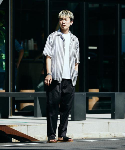 JOURNAL STANDARD relume(ジャーナルスタンダード レリューム)の「カラーストライプレースシャツ(シャツ/ブラウス・メンズ・サックスブルー/ブラック/チャコールグレー・LARGE/MEDIUM)」の4枚目の写真