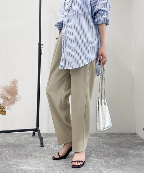 fredy emue（フレディエミュ）の「ドライポリセンタープレスパンツ（その他パンツ・レディース・ブラック/ベージュ/サックスブルー・36/38）」の3枚目の写真