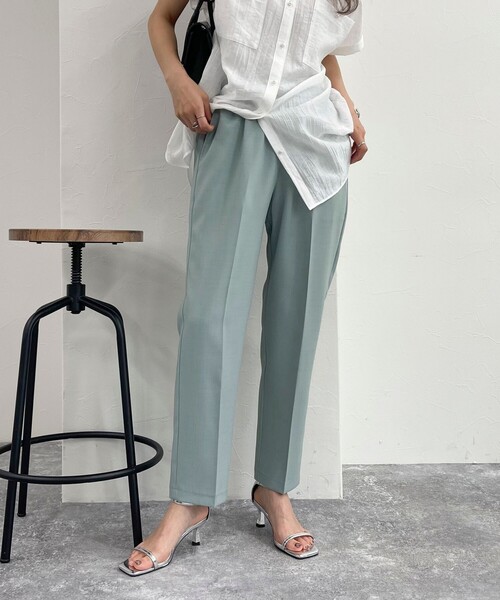 fredy emue（フレディエミュ）の「ドライポリセンタープレスパンツ（その他パンツ・レディース・ブラック/ベージュ/サックスブルー・36/38）」の12枚目の写真