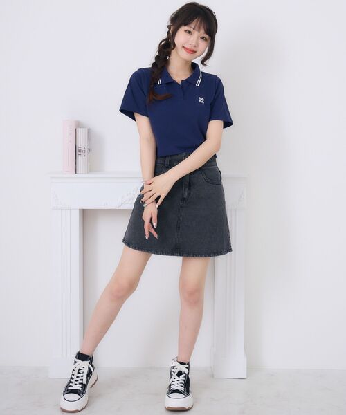 ems excite(エムズエキサイト)の「スキッパーポロTEE(Tシャツ/カットソー・レディース・ダークグレー/オフホワイト/ブルー・FREE)」の14枚目の写真