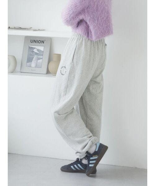 Ungrid（アングリッド）の「エンブロイダリースウェットパンツ（スウェットパンツ・レディース・ライトグレー/チャコールグレー・FREE）」の14枚目の写真
