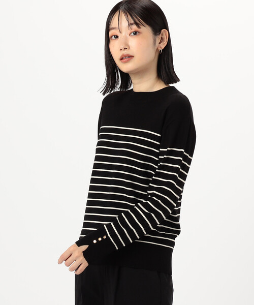 COMME CA ISM（コムサイズム）の「ボーダー　袖ボタンニット（ニット/セーター・レディース・ホワイト×ブラック/ブラック×ホワイト・LARGE/MEDIUM）」の11枚目の写真