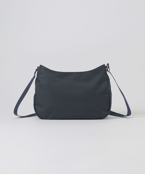 BLUE LABEL CRESTBRIDGE（ブルーレーベルクレストブリッジ）の