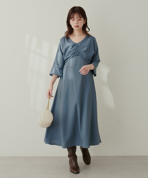 natural couture(ナチュラルクチュール)の「胸くしゅすっきりAラインレディワンピース(ワンピース・レディース・その他1/その他2/その他3/ブルー/チャコールグレー・FREE)」の11枚目の写真