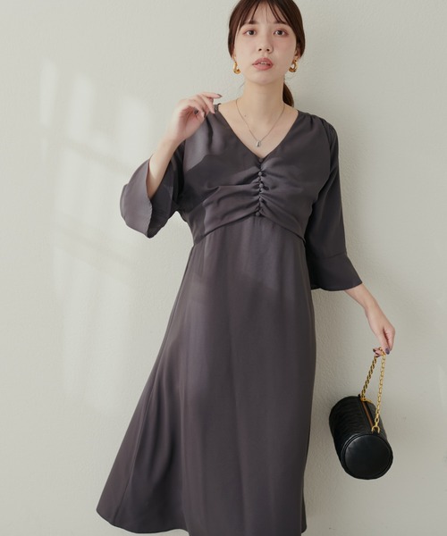 natural couture(ナチュラルクチュール)の「胸くしゅすっきりAラインレディワンピース(ワンピース・レディース・その他1/その他2/その他3/ブルー/チャコールグレー・FREE)」の8枚目の写真
