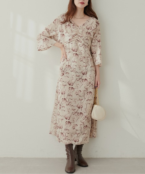 natural couture(ナチュラルクチュール)の「胸くしゅすっきりAラインレディワンピース(ワンピース・レディース・その他1/その他2/その他3/ブルー/チャコールグレー・FREE)」の14枚目の写真