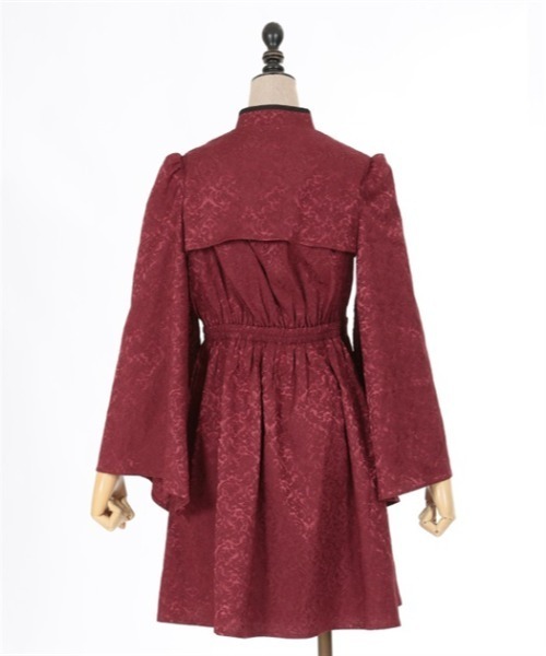 【値下げ中】axes femme POETIQUE チャイナスリット袖ワンピース axes femme POETIQUE（アクシーズファムポエティック）の