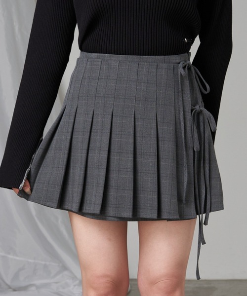 RAY CASSIN（レイカズン）の「ミニリボンラッププリーツスカート（スカート・レディース・ブラック系その他2/グレー系その他2/グレー系その他3/ブラウン系その他2・FREE）」の3枚目の写真