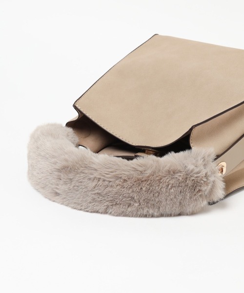 Andemiu（アンデミュウ）の「【WEB限定】ファーハンドル2Pバック140606（トートバッグ・レディース・ライトブルー/ライトカーキ/ベージュ・FREE）」の9枚目の写真