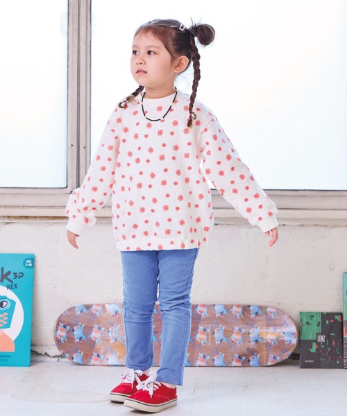 LSP WOW(エルエスピーワオ)の「【LSP WOW!】ソウガラプリントトレーナー(スウェット・キッズ・チャコール/ベージュ/イエロー/モカ/ライトブルー/オフホワイト・80/90/100/110/120/130)」の8枚目の写真