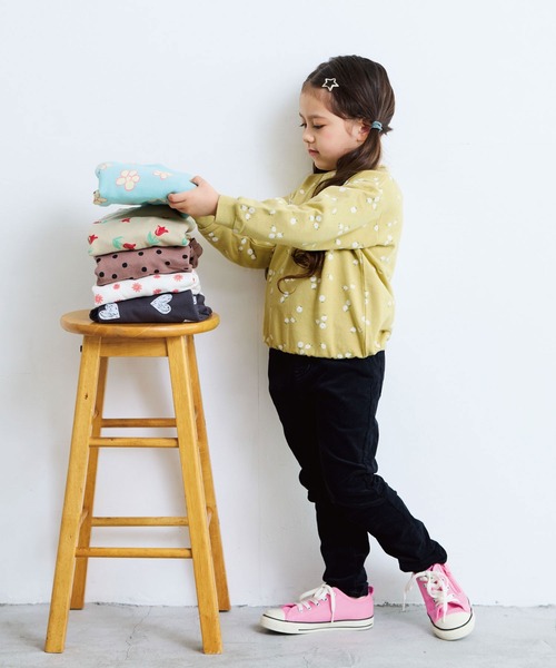 LSP WOW(エルエスピーワオ)の「【LSP WOW!】ソウガラプリントトレーナー(スウェット・キッズ・チャコール/ベージュ/イエロー/モカ/ライトブルー/オフホワイト・80/90/100/110/120/130)」の13枚目の写真