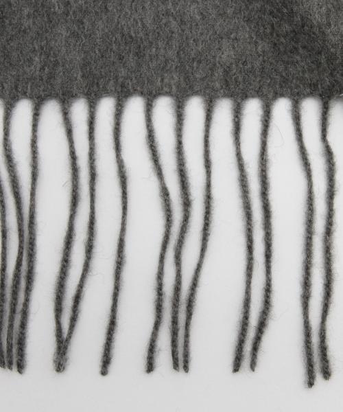 BEAMS LIGHTS Women's（ビームスライツ ウィメンズ）の「BEAMS LIGHTS / カシミヤ 無地ストール（ストール/ショール・レディース・チャコールグレー/ブラウン系その他/ネイビー・ONE SIZE）」の13枚目の写真