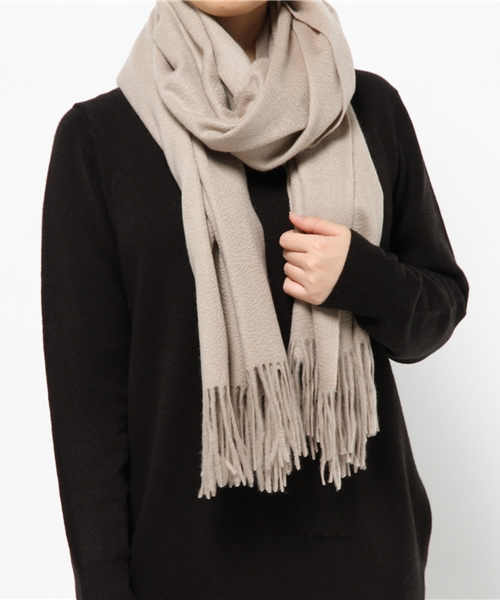 BEAMS LIGHTS Women's（ビームスライツ ウィメンズ）の「BEAMS LIGHTS / カシミヤ 無地ストール（ストール/ショール・レディース・チャコールグレー/ブラウン系その他/ネイビー・ONE SIZE）」の4枚目の写真