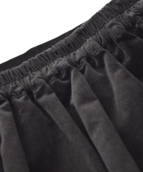 MIMIMEMETE(ミミメメット)の「ベロア ラップ風ミニスカート(スカート・レディース・ブラック/ネイビー・M)」の14枚目の写真