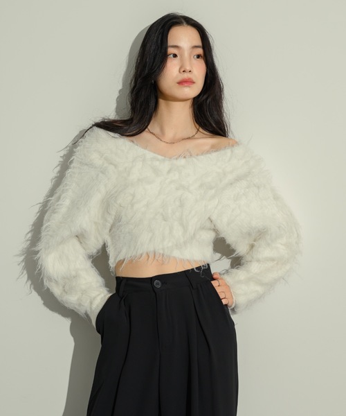 NEUNA(ヌナ)の「シャギークロスニット(ニット/セーター・レディース・オフホワイト/グレー/チャコールグレー/ラベンダー・FREE)」の7枚目の写真