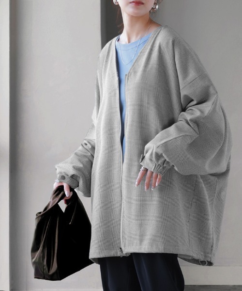 HUG.U(ハグユー)の「ドルマンの上に着られる ビッグジャケット(ノーカラージャケット・レディース・ブラック/オリーブ/グレー/ベージュ/ネイビー/ブラウン系その他/グレー系その他・FREE/S)」の4枚目の写真