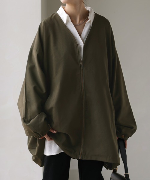 HUG.U(ハグユー)の「ドルマンの上に着られる ビッグジャケット(ノーカラージャケット・レディース・ブラック/オリーブ/グレー/ベージュ/ネイビー/ブラウン系その他/グレー系その他・FREE/S)」の13枚目の写真
