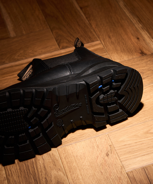 Blundstone（ブランドストーン）の「Blundstone / ブランドストーン LUG BOOT BS2240（ブーツ・メンズ・ブラック・90/80/70）」の6枚目の写真