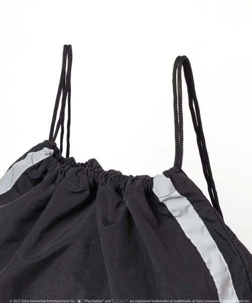 niko and...（ニコアンド）の「【PlayStation(プレイステーション)】限定プリントナップサック（バックパック/リュック・メンズ・グレー/ブラック・FREE）」の12枚目の写真