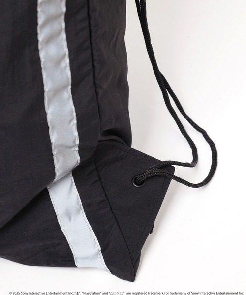 niko and...（ニコアンド）の「【PlayStation(プレイステーション)】限定プリントナップサック（バックパック/リュック・メンズ・グレー/ブラック・FREE）」の13枚目の写真