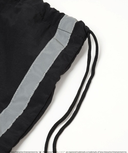 niko and...（ニコアンド）の「【PlayStation(プレイステーション)】限定プリントナップサック（バックパック/リュック・メンズ・グレー/ブラック・FREE）」の20枚目の写真