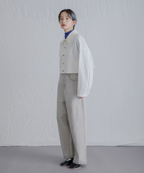 KBF（ケイビーエフ）の「バックギャザークロップドシャツ（シャツ/ブラウス・レディース・チャコールグレー/ピンク/アイボリー・ONE）」の9枚目の写真