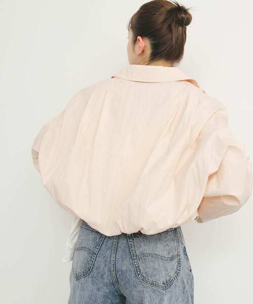 KBF（ケイビーエフ）の「バックギャザークロップドシャツ（シャツ/ブラウス・レディース・チャコールグレー/ピンク/アイボリー・ONE）」の19枚目の写真