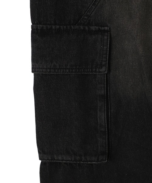 SHORT ROUND（ショートラウンド）の「SHORT ROUND/スウィッチングデニムカーゴパンツ（デニムパンツ・メンズ・スカイブルー/ブラック系3・MEDIUM/LARGE）」の5枚目の写真