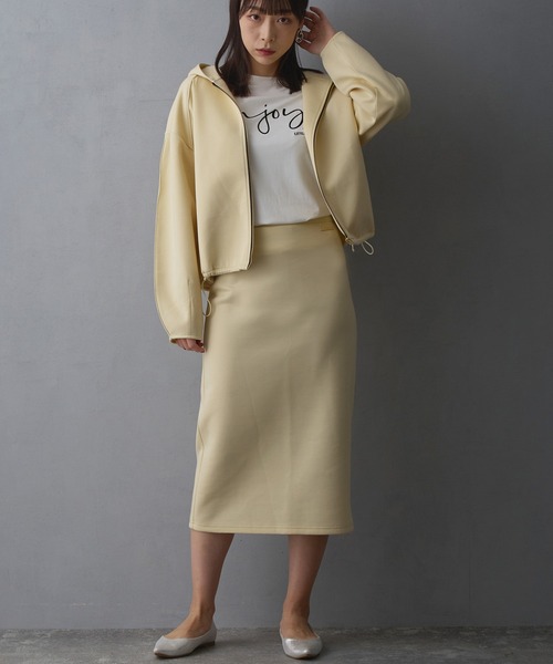 NICOLE white（ニコルホワイト）の「パイピングフルZIPパーカー／ダンボールポンチ（パーカー・レディース・イエロー/オフホワイト/ブラック/ベージュ・FREE）」の21枚目の写真