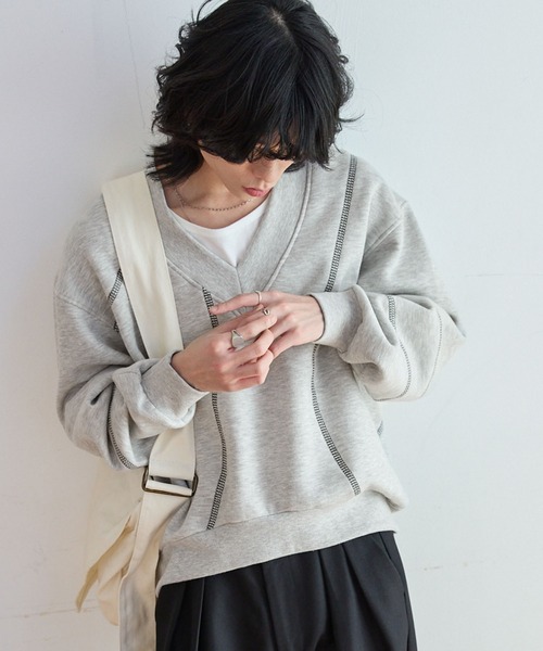 ハンドメイドv ILLMAZE】Design stitch V-necked sweatshirt / デザインステッチ V