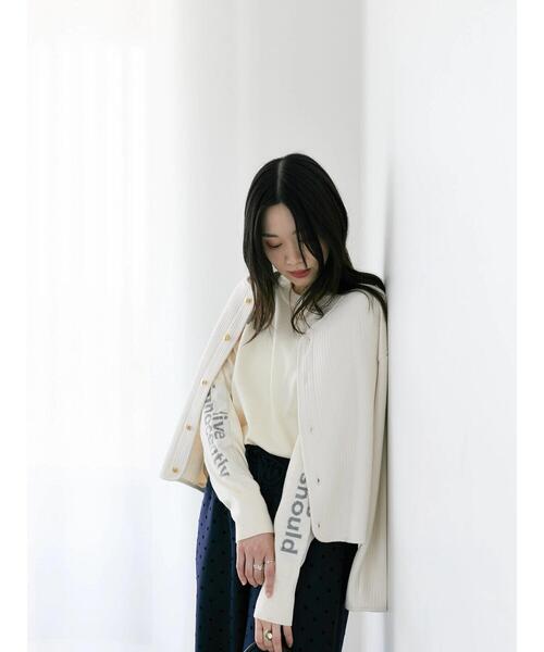 Samansa Mos2 blue（サマンサモスモスブルー）の「◎袖ロゴニットプルオーバー（ニット/セーター・レディース・グレー/グリーン/キナリ・F）」の21枚目の写真