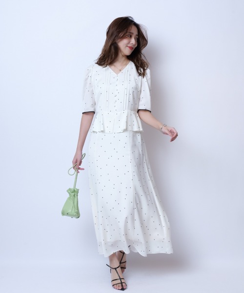 JUSGLITTY（ジャスグリッティー）の「ペプラムドットナロー