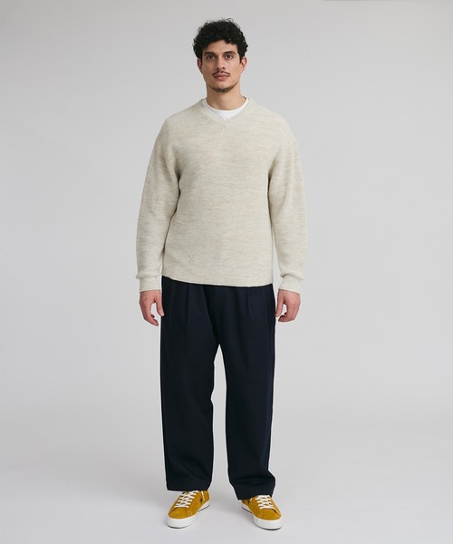 Saturdays NYC（サタデーズ ニューヨークシティ ）の「Charles V-neck Sweater（ニット/セーター・メンズ・ブラック/オフホワイト・L/M/S）」の3枚目の写真