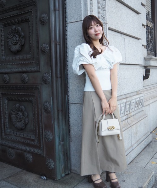SELFIST（セルフィスト）の「【ar掲載】2WAYニットドッキングバルーンブラウス　春服 　夏服　オフショル Vネック ノースリーブ 無地（ニット/セーター・レディース・グリーン/ベージュ/ブラック/オフホワイト・フリー）」の5枚目の写真