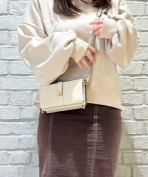 Samantha Thavasa Petit Choice(サマンサタバサ プチチョイス)の「シンプル2wayウォレットショルダーバッグ(ショルダーバッグ・レディース・オレンジ/グレイッシュベージュ/ブラック/オフホワイト/ピンク・FREE)」の3枚目の写真