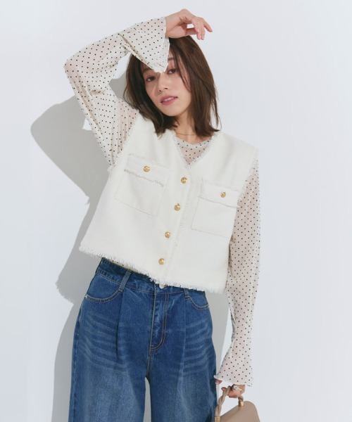 Pierrot（ピエロ）の「ゴールドボタンフリンジツイードベスト（ベスト・レディース・ブラック/アイボリー・M/L）」の15枚目の写真