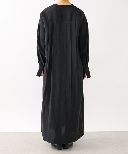 un dix cors（アンディコール）の「《デコルテスッキリ見え》タイデザインシャツワンピース（シャツワンピース・レディース・ブラック/ブルー/ベージュ・FREE/S）」の17枚目の写真