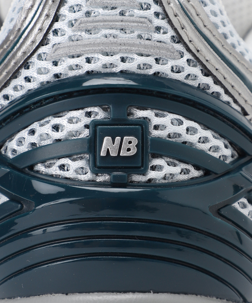 FRAMeWORK(フレームワーク)の「NEW BALANCE/ニューバランス 1906R(スニーカー・レディース・シルバー・23cm/23.5cm/24cm/24.5cm/25cm)」の15枚目の写真
