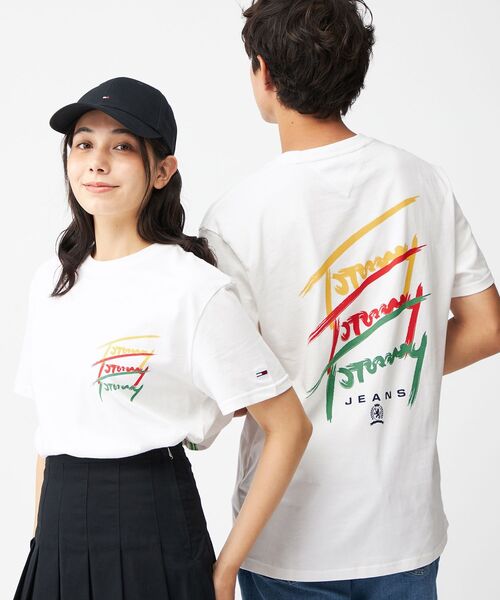 tommy jeans(トミー ジーンズ)の「レギュラーツイステッドシグネチャーTシャツ(Tシャツ/カットソー・メンズ・ホワイト/ブラック・LARGE/SMALL/X-LARGE/MEDIUM)」の1枚目の写真