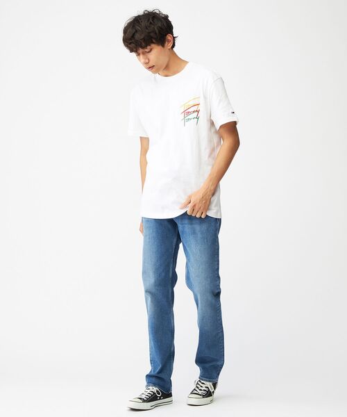 tommy jeans(トミー ジーンズ)の「レギュラーツイステッドシグネチャーTシャツ(Tシャツ/カットソー・メンズ・ホワイト/ブラック・LARGE/SMALL/X-LARGE/MEDIUM)」の10枚目の写真